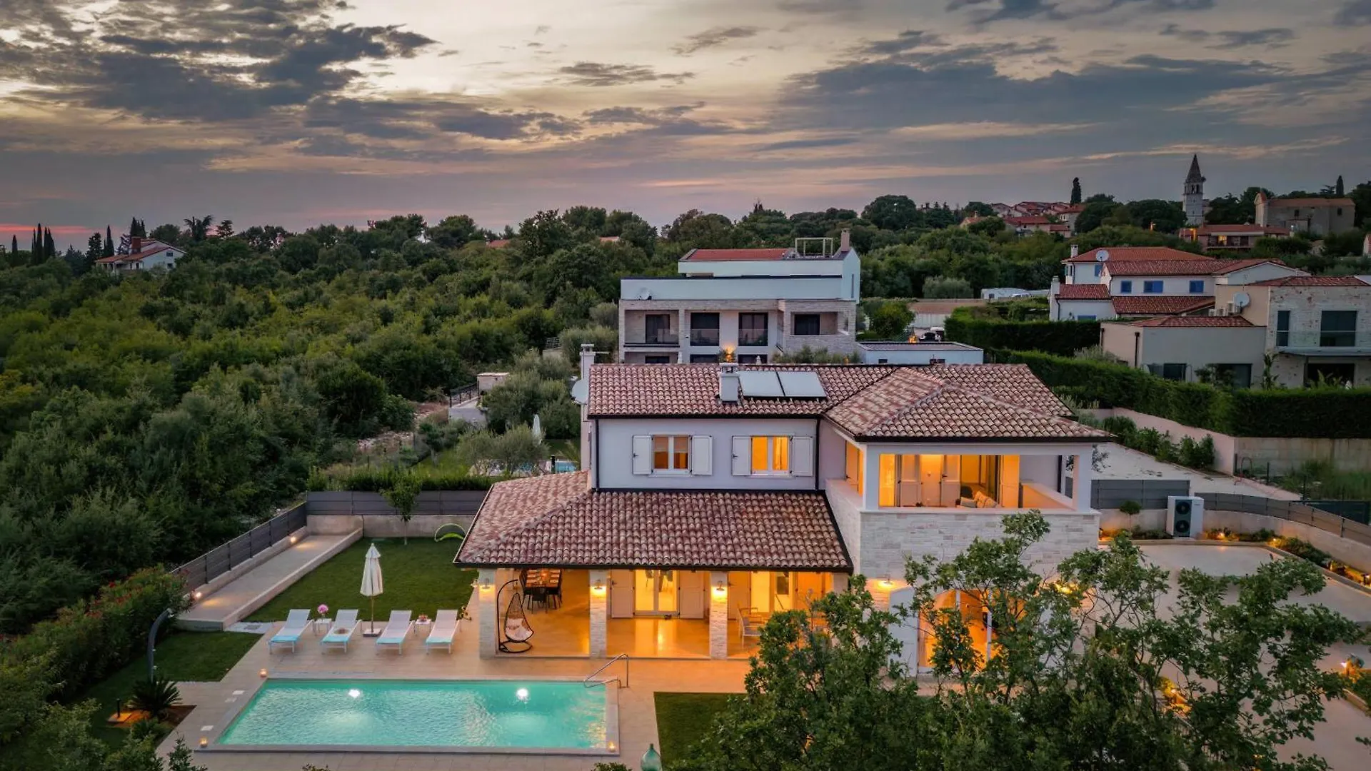 Villa Karla Tar location